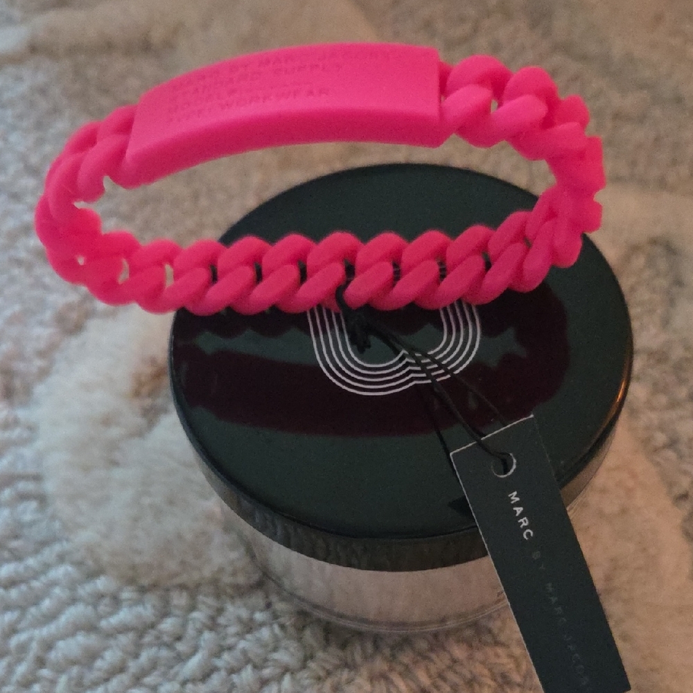 Marc Jacobs Neon Pink Chain Bracelet